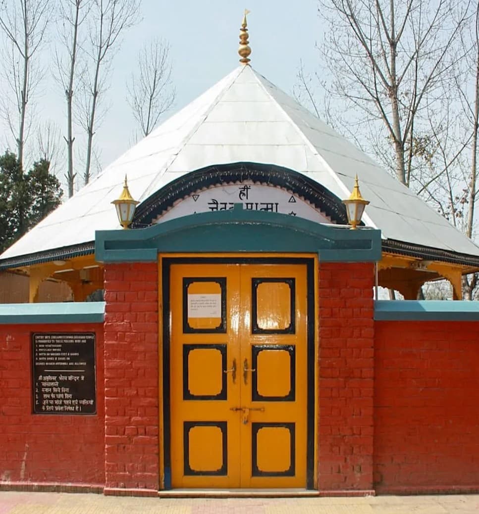 Mahadeva Mountain Srinagar Ashram